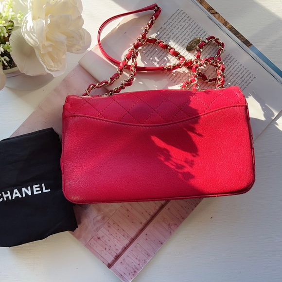 Chanel Coco Curve Envelope Flap Bag Quilted Goatskin Medium - Picture 2 of 6